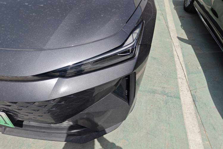 Used CHANGAN UNI-V iDD 2024 Blue Whale Smart Electric iDD 136km Luxury Model Left Front Headlight