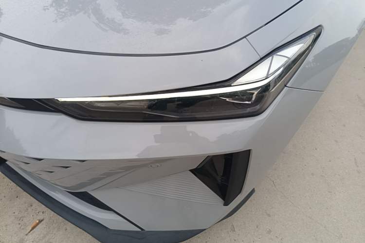Used CHANGAN UNI-V iDD 2024 Blue Whale Smart Electric iDD 136km Luxury Model Left Front Headlight