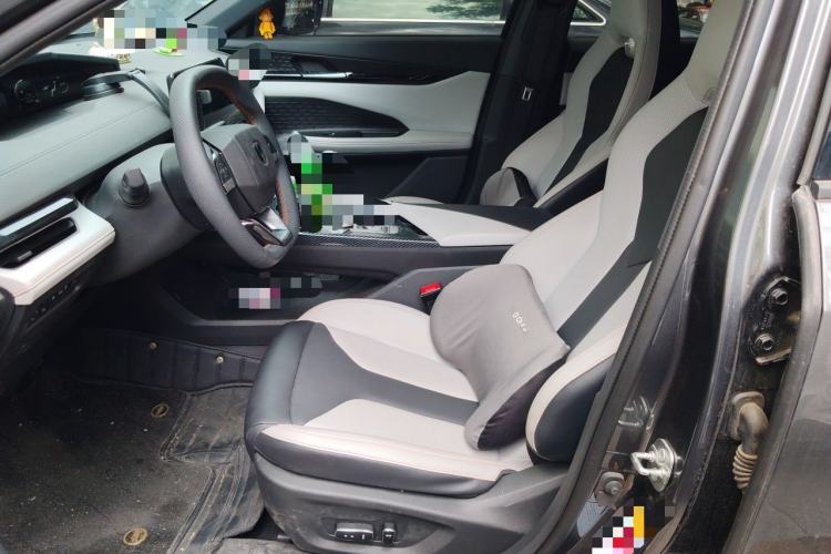Used CHANGAN UNI-V iDD 2024 Blue Whale Smart Electric iDD 136km ZhiKu Model Left Front Seat