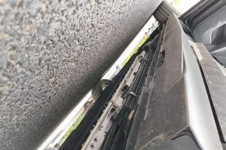 Used CHANGAN UNI-V iDD 2024 Blue Whale Smart Electric iDD 136km ZhiKu Model Left Side Sill