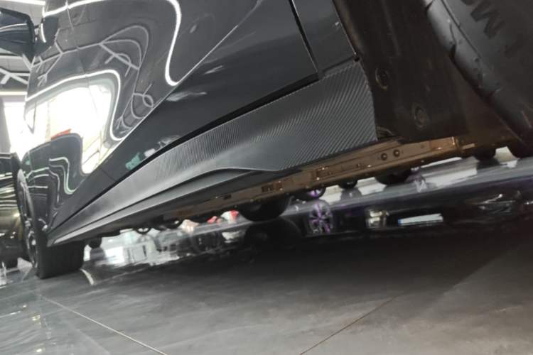 Used CHANGAN UNI-V iDD 2024 Blue Whale Smart Electric iDD 136km Luxury Model Left Side Sill
