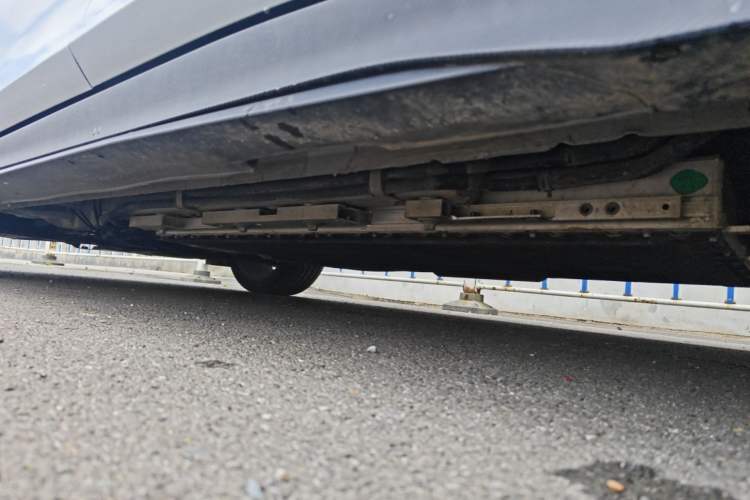 Used CHANGAN UNI-V iDD 2024 Blue Whale Smart Electric iDD 136km Luxury Model Left Side Sill