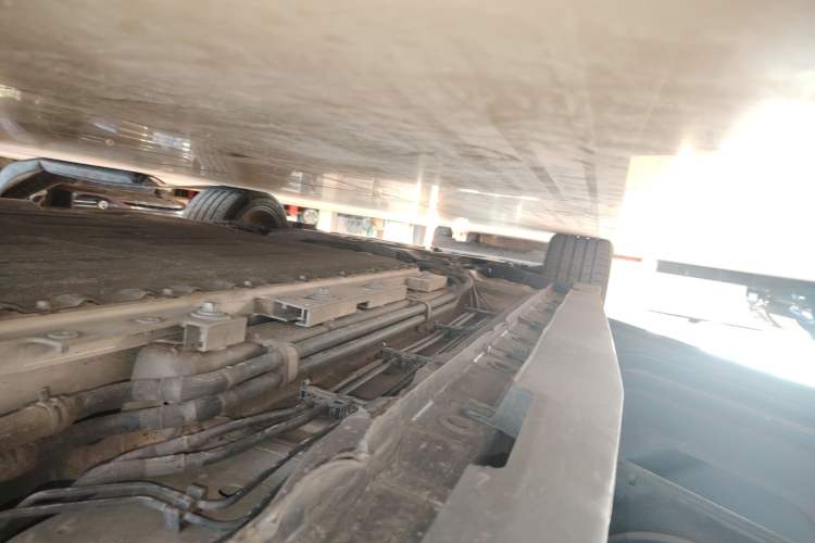 Used CHANGAN UNI-V iDD 2024 Blue Whale Smart Electric iDD 136km ZhiKu Model Left Side Sill