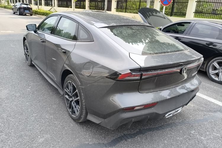 Used CHANGAN UNI-V iDD 2024 Blue Whale Smart Electric iDD 136km ZhiKu Model Rear Left 45 Deg