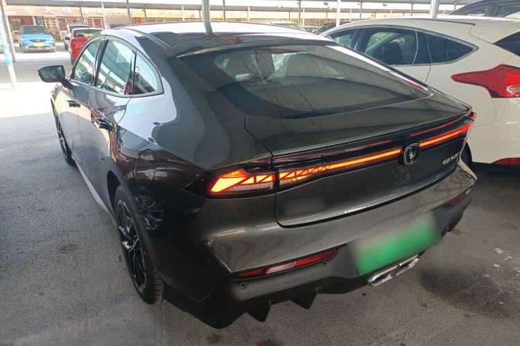 Used CHANGAN UNI-V iDD 2024 Blue Whale Smart Electric iDD 136km ZhiKu Model Rear Left 45 Deg