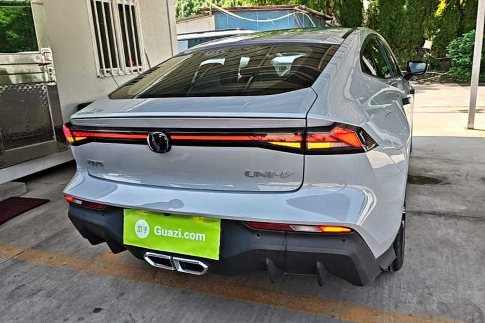 Used CHANGAN UNI-V iDD 2024 Blue Whale Smart Electric iDD 136km Luxury Model Rear