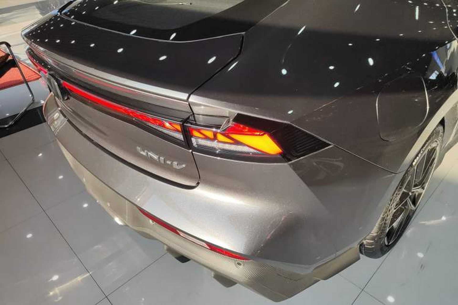 Used CHANGAN UNI-V iDD 2024 Blue Whale Smart Electric iDD 136km Luxury Model Right Rear Taillight
