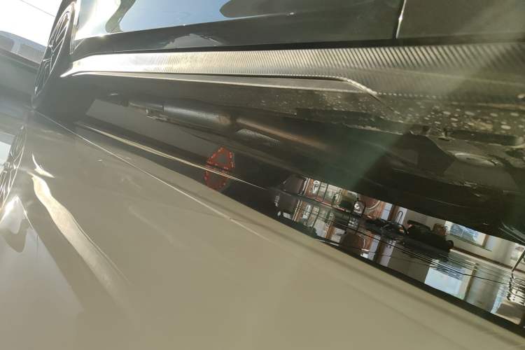 Used CHANGAN UNI-V iDD 2024 Blue Whale Smart Electric iDD 136km Luxury Model Right Side Sill