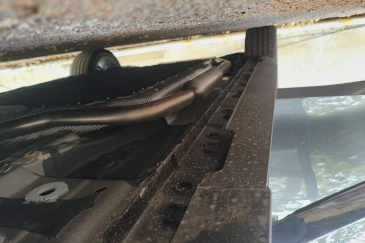Used CHANGAN UNI-V iDD 2024 Blue Whale Smart Electric iDD 136km ZhiKu Model Right Side Sill