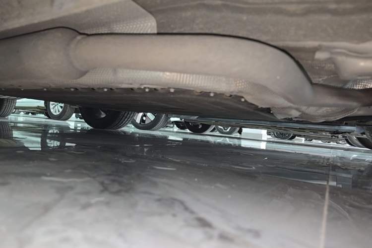 Used CHANGAN UNI-V iDD 2024 Blue Whale Smart Electric iDD 136km ZhiKu Model Right Side Sill