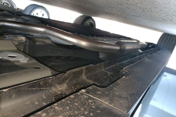 Used CHANGAN UNI-V iDD 2024 Blue Whale Smart Electric iDD 136km ZhiKu Model Right Side Sill