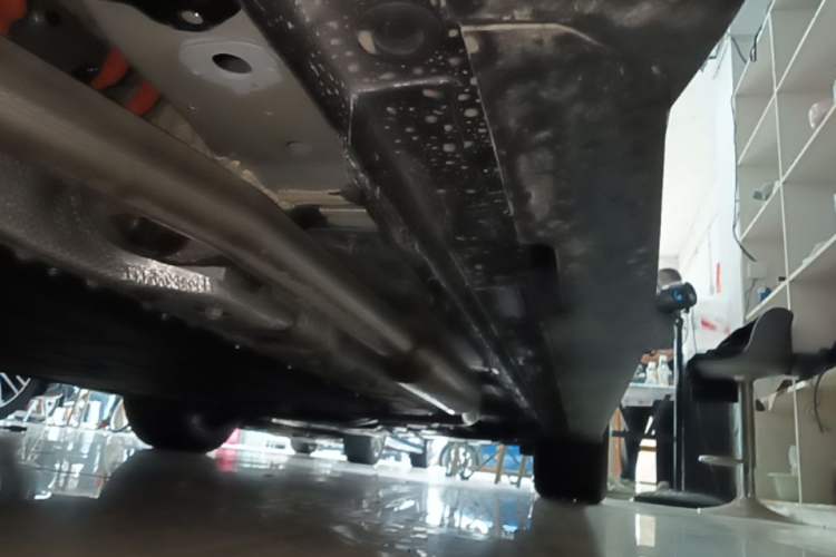 Used CHANGAN UNI-V iDD 2024 Blue Whale Smart Electric iDD 136km Luxury Model Right Side Sill