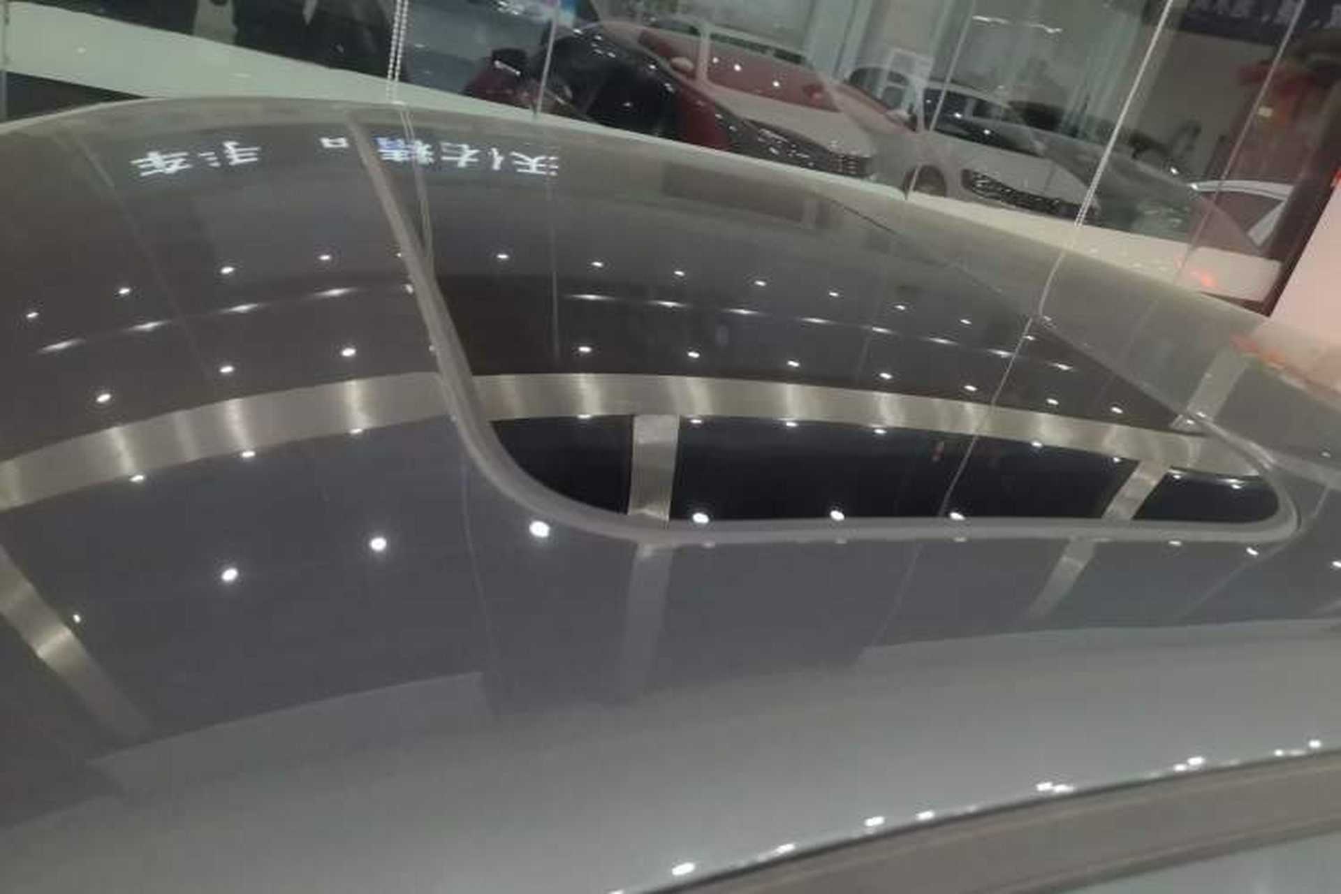 Used CHANGAN UNI-V iDD 2024 Blue Whale Smart Electric iDD 136km ZhiKu Model Roof