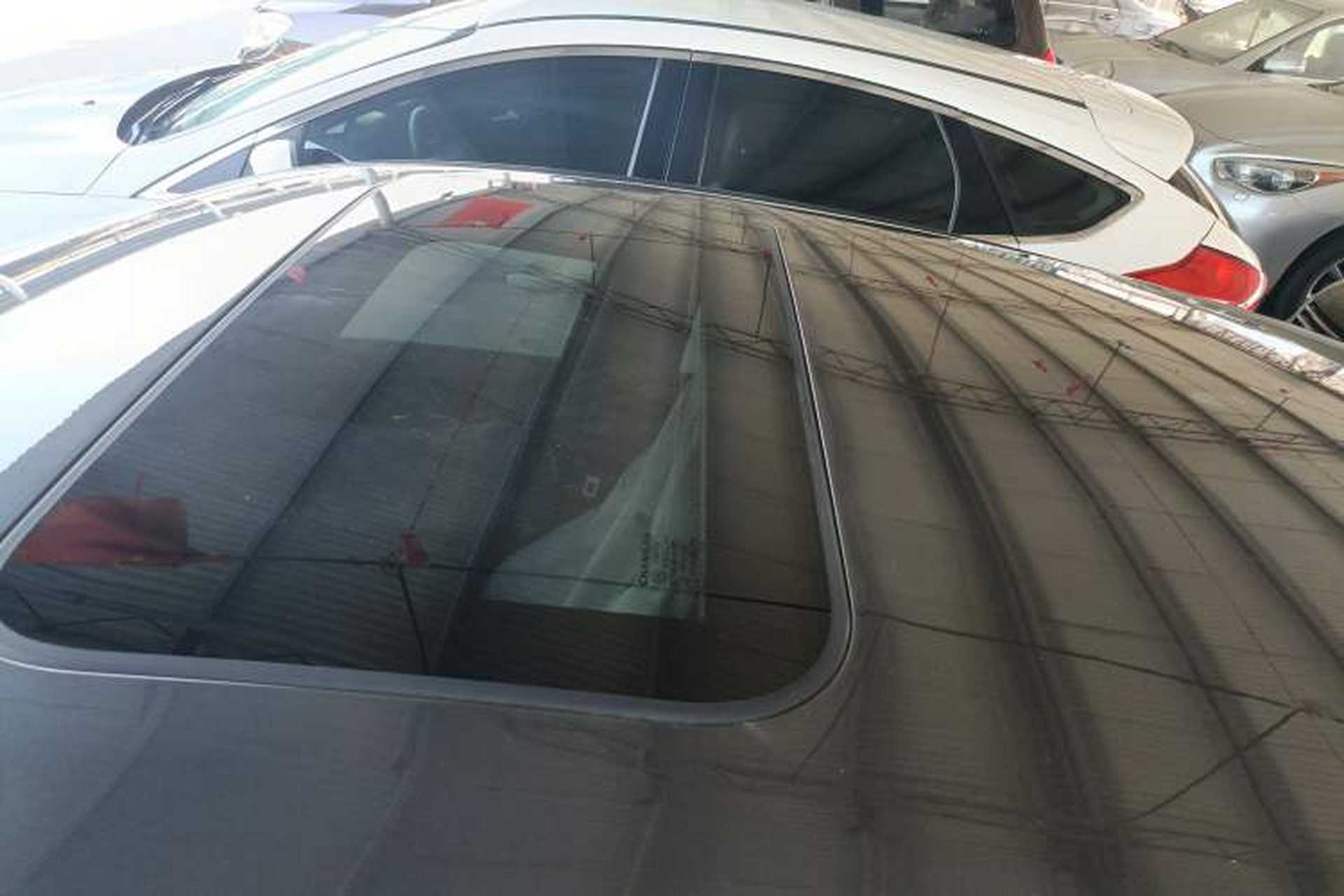 Used CHANGAN UNI-V iDD 2024 Blue Whale Smart Electric iDD 136km ZhiKu Model Roof
