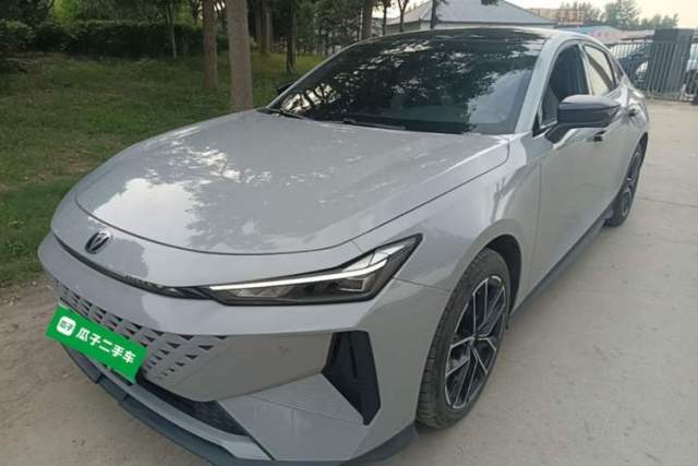 Used CHANGAN UNI-V iDD 2024 Blue Whale Smart Electric iDD 136km Luxury Model