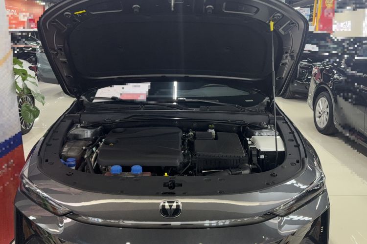 Used CHANGAN UNI-V iDD 2024 Blue Whale Smart Electric iDD 136km Luxury Model Engine Bay