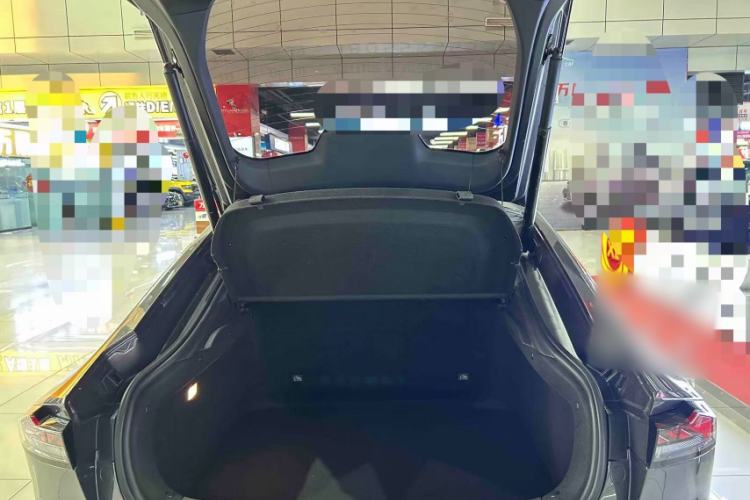 Used CHANGAN UNI-V iDD 2024 Blue Whale Smart Electric iDD 136km Luxury Model Trunk