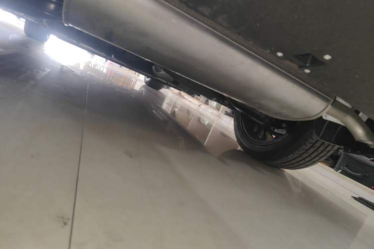 Used CHANGAN UNI-V iDD 2024 Blue Whale Smart Electric iDD 136km Luxury Model Chassis Rear Left