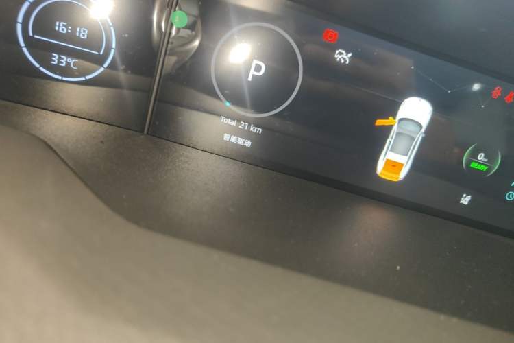 Used CHANGAN UNI-V iDD 2024 Blue Whale Smart Electric iDD 136km Luxury Model Odometer Close Up