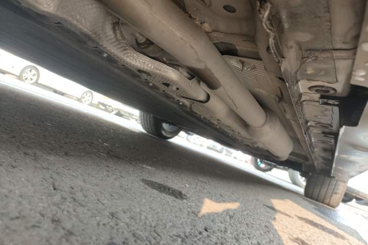 Used CHANGAN UNI-V iDD 2024 Blue Whale Smart Electric iDD 136km ZhiKu Model Chassis Rear Right