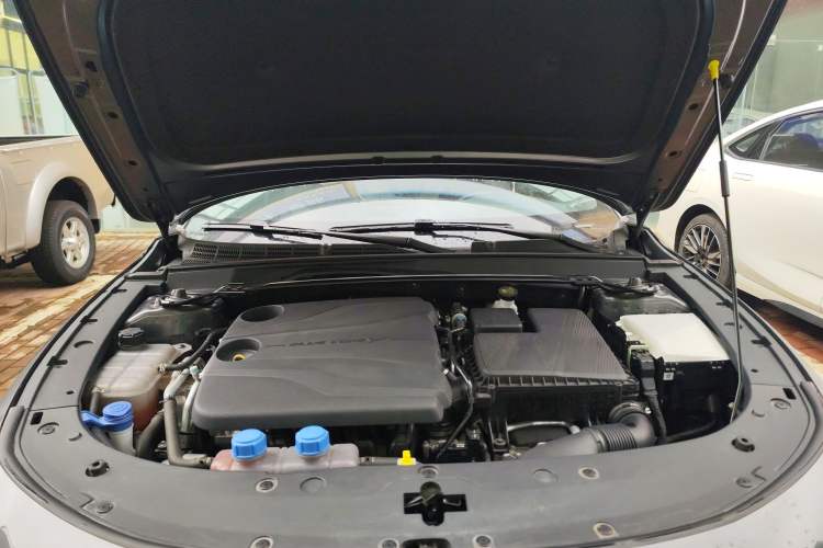 Used CHANGAN UNI-V iDD 2024 Blue Whale Smart Electric iDD 136km Luxury Model Engine Bay