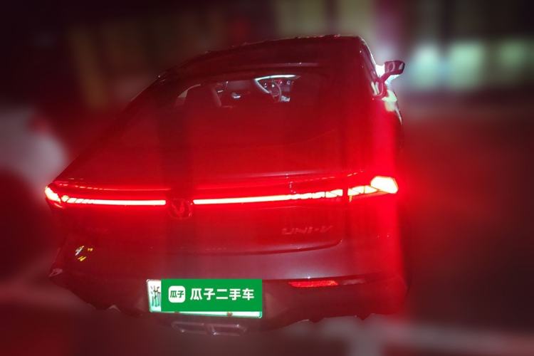 Used CHANGAN UNI-V iDD 2024 Blue Whale Smart Electric iDD 136km Luxury Model Exterior 4
