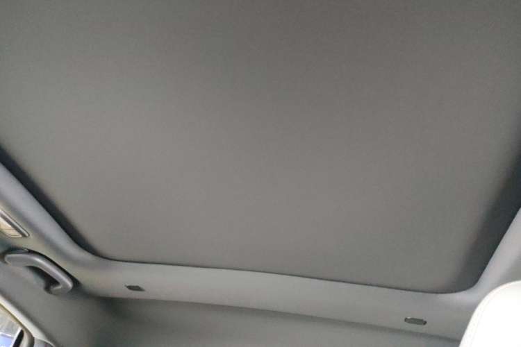 Used CHANGAN UNI-V iDD 2024 Blue Whale Smart Electric iDD 136km Luxury Model Headliner