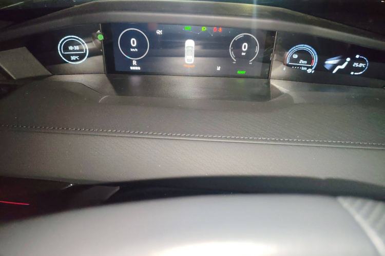 Used CHANGAN UNI-V iDD 2024 Blue Whale Smart Electric iDD 136km Luxury Model Instrument Cluster