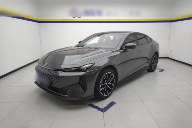 Used CHANGAN UNI-V iDD 2024 Blue Whale Smart Electric iDD 136km Luxury Model