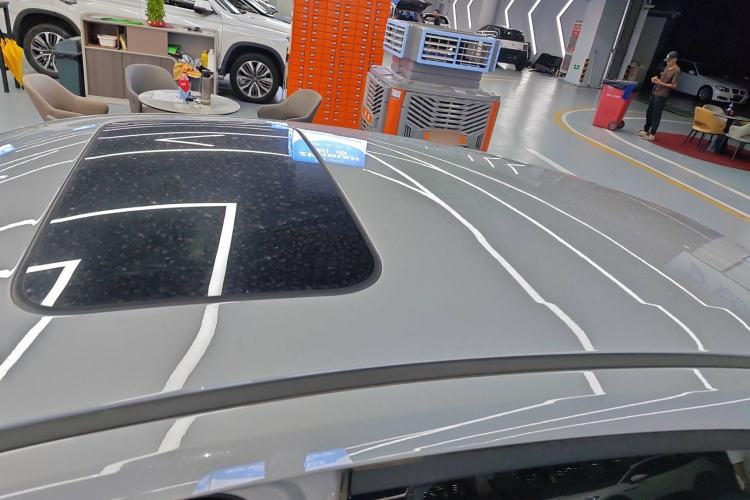 Used CHANGAN UNI-V iDD 2024 Blue Whale Smart Electric iDD 136km ZhiKu Model Roof