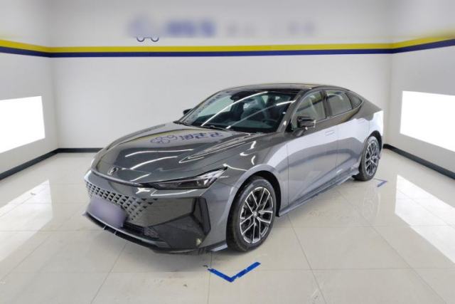 Used CHANGAN UNI-V iDD 2024 Blue Whale Smart Electric iDD 136km Luxury Model