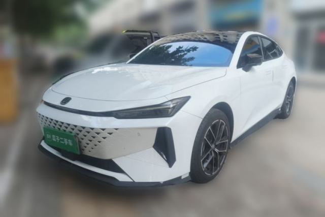 Used CHANGAN UNI-V iDD 2024 Blue Whale Smart Electric iDD 136km Luxury Model