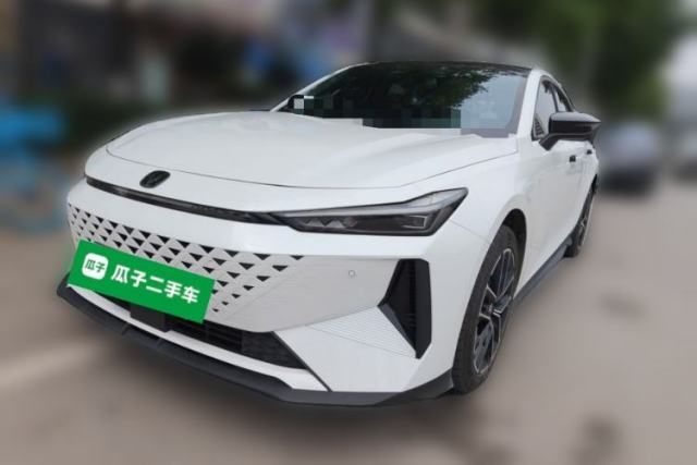 Used CHANGAN UNI-V iDD 2024 Blue Whale Smart Electric iDD 136km Luxury Model