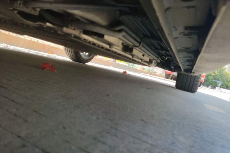 Used CHANGAN UNI-V iDD 2024 Blue Whale Smart Electric iDD 136km ZhiKu Model Chassis Front Left