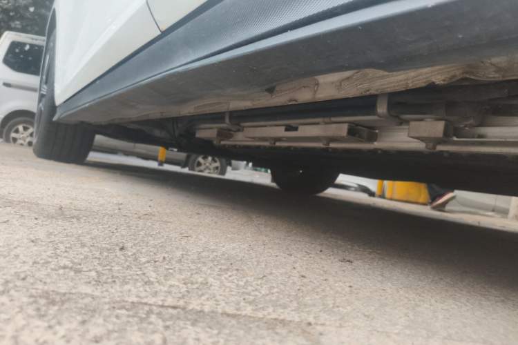 Used CHANGAN UNI-V iDD 2024 Blue Whale Smart Electric iDD 136km Luxury Model Chassis Rear Left