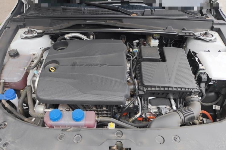 Used CHANGAN UNI-V iDD 2024 Blue Whale Smart Electric iDD 136km Luxury Model Engine Bay