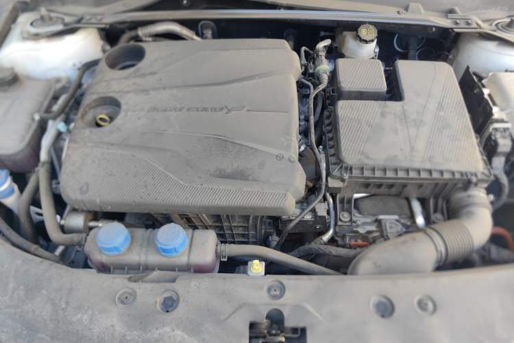Used CHANGAN UNI-V iDD 2024 Blue Whale Smart Electric iDD 136km ZhiKu Model Engine Bay