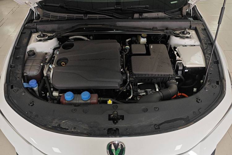 Used CHANGAN UNI-V iDD 2024 Blue Whale Smart Electric iDD 136km Luxury Model Engine Bay