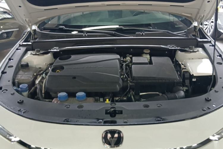 Used CHANGAN UNI-V iDD 2024 Blue Whale Smart Electric iDD 136km Luxury Model Engine Bay