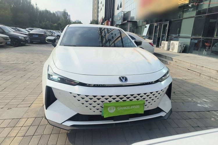 Used CHANGAN UNI-V iDD 2024 Blue Whale Smart Electric iDD 136km ZhiKu Model Exterior 1