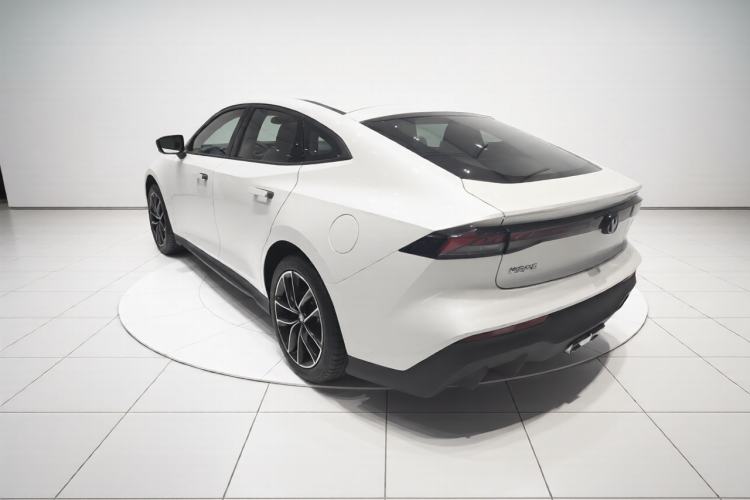 Used CHANGAN UNI-V iDD 2024 Blue Whale Smart Electric iDD 136km Luxury Model Exterior 2