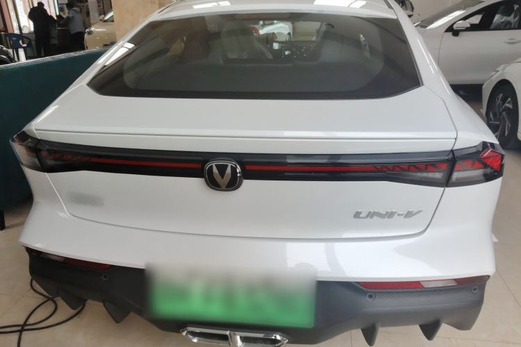 Used CHANGAN UNI-V iDD 2024 Blue Whale Smart Electric iDD 136km Smart & Fun Model Exterior 4