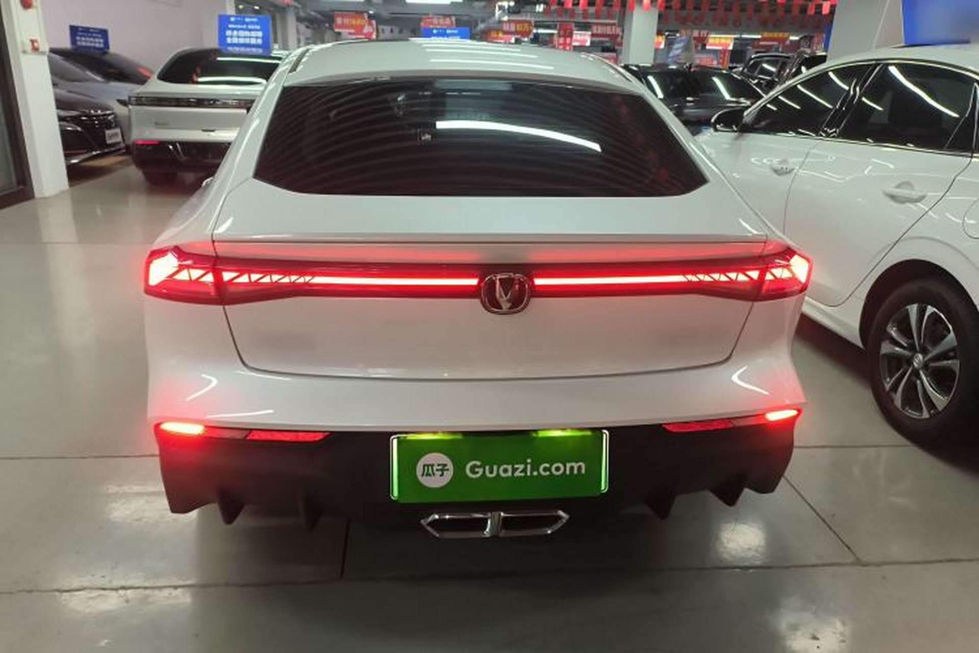Used CHANGAN UNI-V iDD 2024 Blue Whale Smart Electric iDD 136km Luxury Model Exterior 4