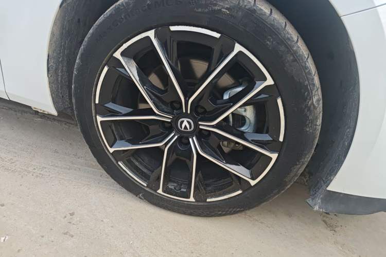 Used CHANGAN UNI-V iDD 2024 Blue Whale Smart Electric iDD 136km Luxury Model Exterior 7