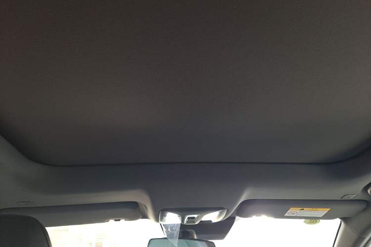 Used CHANGAN UNI-V iDD 2024 Blue Whale Smart Electric iDD 136km Luxury Model Headliner