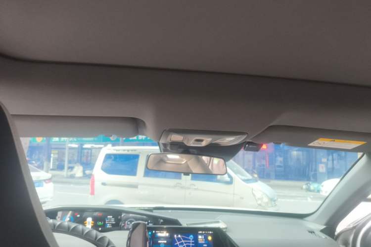 Used CHANGAN UNI-V iDD 2024 Blue Whale Smart Electric iDD 136km Luxury Model Headliner