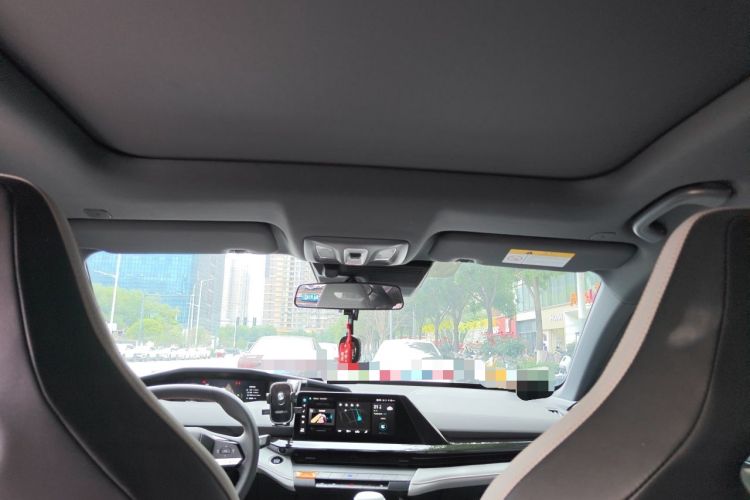 Used CHANGAN UNI-V iDD 2024 Blue Whale Smart Electric iDD 136km Luxury Model Headliner