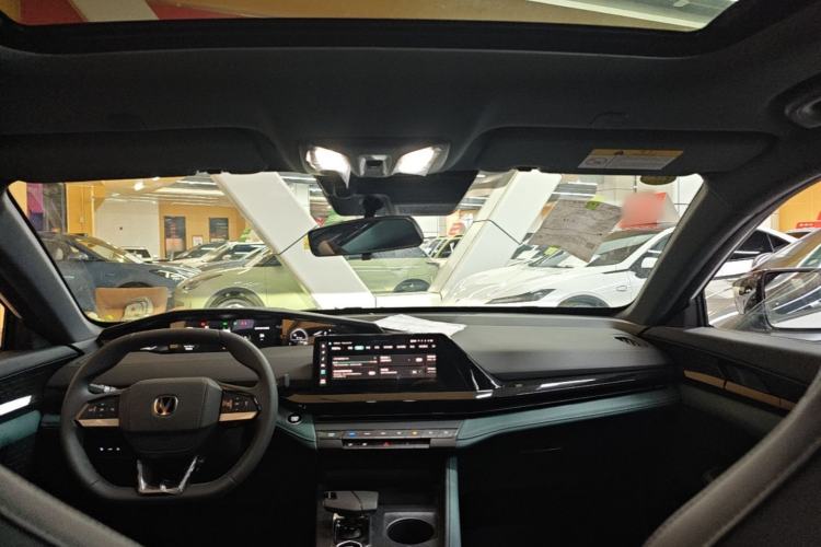 Used CHANGAN UNI-V iDD 2024 Blue Whale Smart Electric iDD 136km ZhiKu Model Headliner