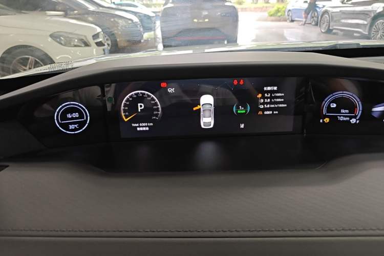 Used CHANGAN UNI-V iDD 2024 Blue Whale Smart Electric iDD 136km Luxury Model Instrument Cluster