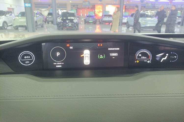 Used CHANGAN UNI-V iDD 2024 Blue Whale Smart Electric iDD 136km ZhiKu Model Instrument Cluster